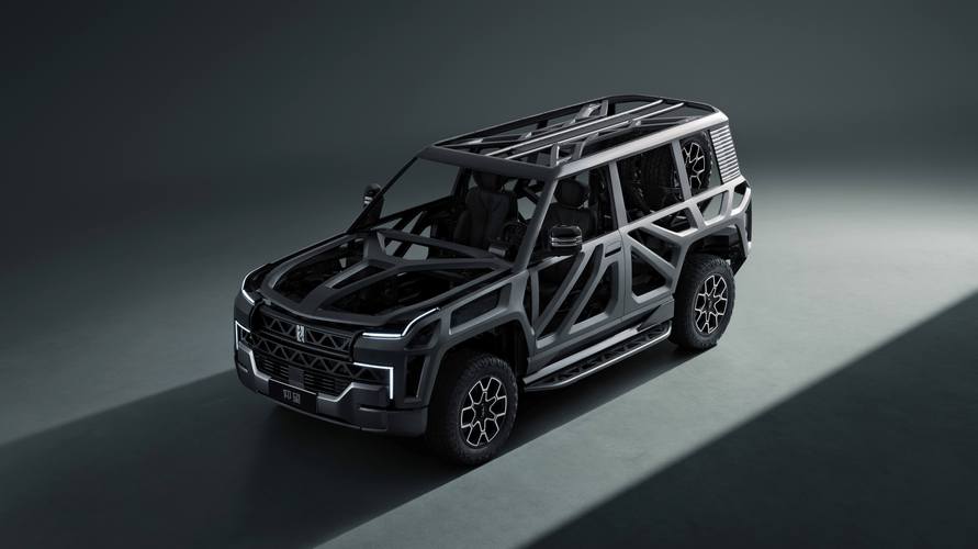 东莞30仰望U8硬派越野的科技魅力，国能汽车对传统燃油车市场的冲击